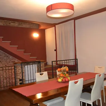 Apartment Casa Chiara *